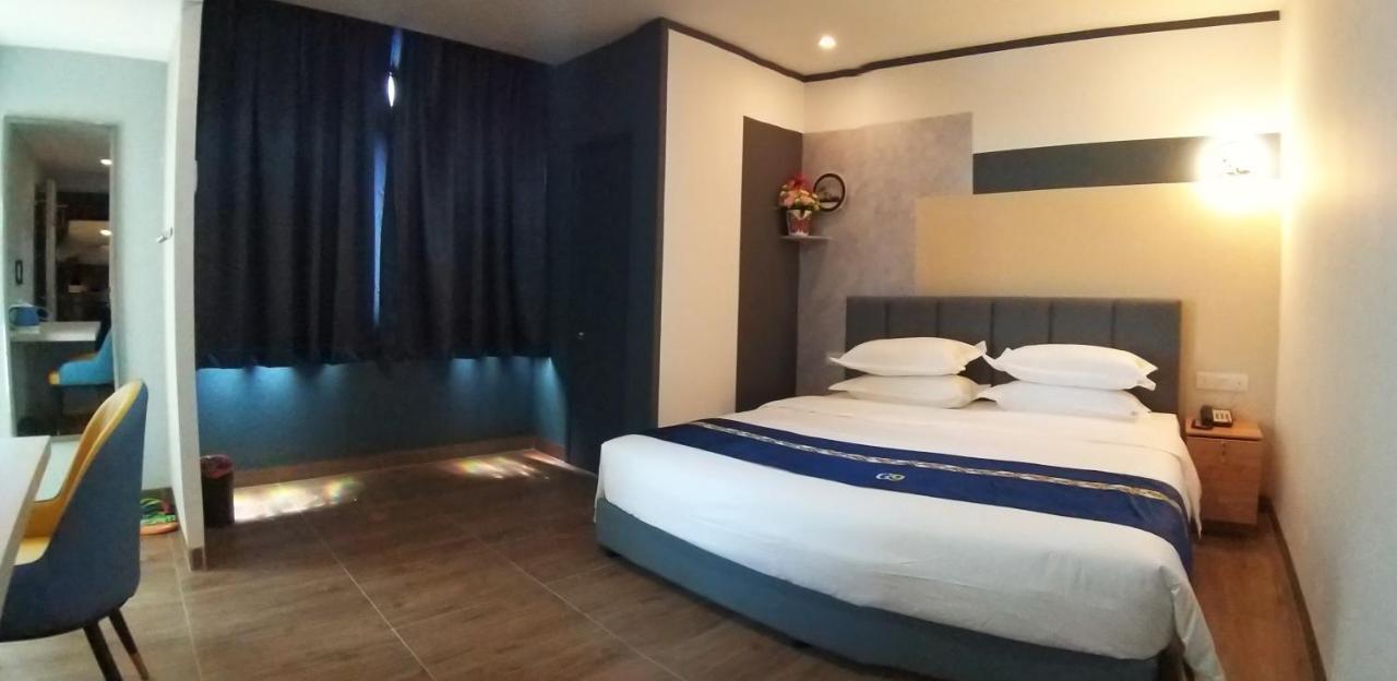Good 9 Hotel - Cahaya Kota Puteri Pasir Gudang Kültér fotó