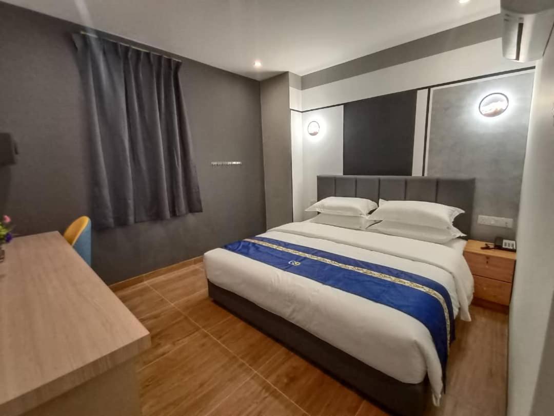 Good 9 Hotel - Cahaya Kota Puteri Pasir Gudang Kültér fotó