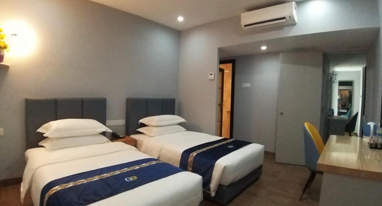 Good 9 Hotel - Cahaya Kota Puteri Pasir Gudang Kültér fotó