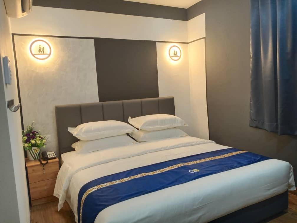 Good 9 Hotel - Cahaya Kota Puteri Pasir Gudang Kültér fotó